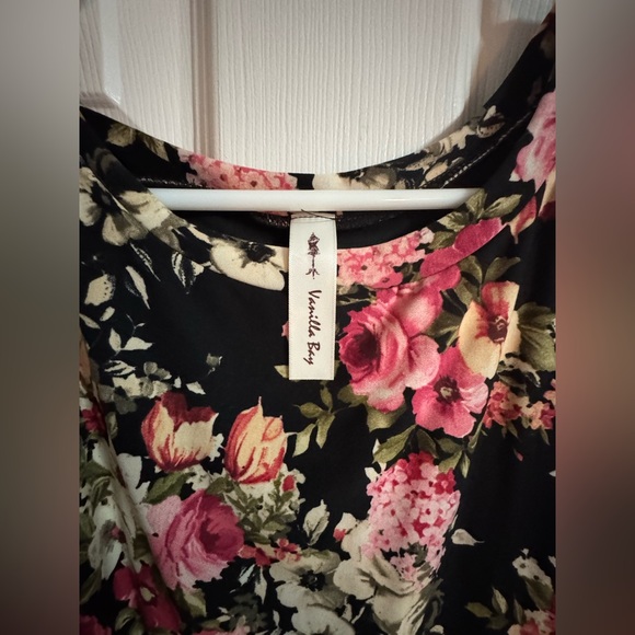 Vanilla Bay Floral Sleeveless Dress - Black and Pink - Picture 2 of 5